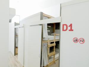 Bed in 4-Bed Mixed Dormitory Room with Private Bathroom room in Ant Hostel Barcelona