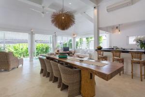 Bear Cottage 4 Bedroom Luxury Villa - Petitenget, Seminyak