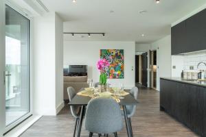 Mitre Chanakira by Artsy