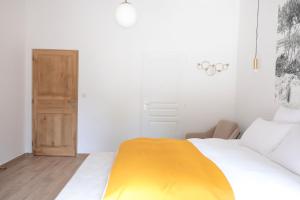 B&B / Chambres d'hotes Pierres Blanches Guerande - Maison d'hotes : Chambre Quadruple - Vue sur Jardin