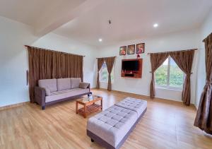 Priyas Villa Vagamon by VOYE HOMES-Scenic Mountain View