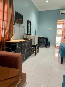 Hj Hassan Guest House- Studio Unit