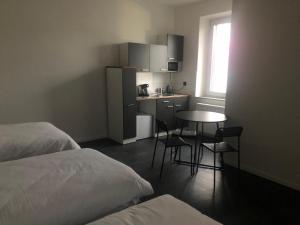 ENSAS Ferienwohnung Wuppertal Uellendahl-Katernberg 1Zi Apart
