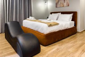 The 2BDR Obsidian Jacuzzi Stay 5min to CAI Airport