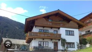 Urlaub am Antritthof mit sämtlichem Bauernhof Tieren , sowie ein kleiner Streichelzoo für Kinder Pony , Hasen , Schafe und noch vieles mehr warten auf euch! - Grün