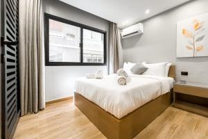 The 2BDR Obsidian Jacuzzi Stay 5min to CAI Airport