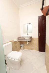 Becky Homes Diani Beach - 2BR with AC & Pool