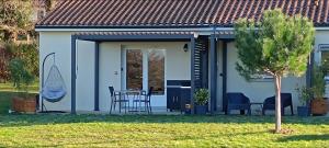 B&B / Chambres d'hotes Beeeel campagne - Studio nature entoure de chevres : photos des chambres