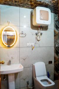 Deodar dreams family apartment