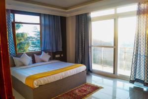 Deodar dreams family apartment