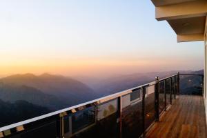 Deodar dreams family apartment