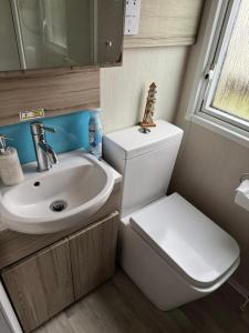 The Retreat - Turnberry Holiday Park Amazing Sea Views