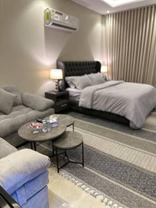 Luxury studio, استديو راقي