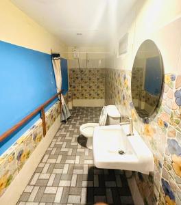 House 2 Bedroom full river view near beach