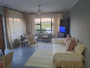 Tranquil Garden Cottage - Springfield