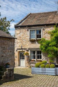 Three-Bedroom House (Lower Buck Cottage) (No Pets) room in The Lower Buck