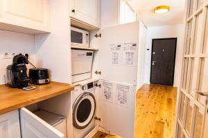 Opera Central Apartment - Free Parking Place