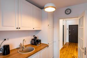 Opera Central Apartment - Free Parking Place