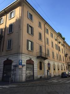 Casa di ringhiera milanese