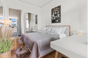 Large Luxury Business Penthouse near Main Station Zürich