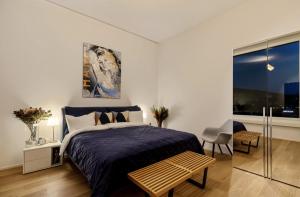 Large Luxury Business Penthouse near Main Station Zürich