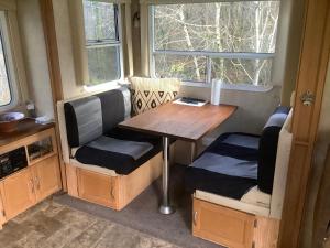 Campings Glamping im Wald : photos des chambres