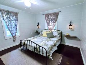 The Honeycomb Haven l 1 Mile to Downtown Thomasville
