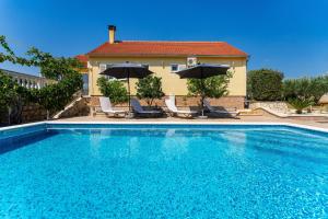 MY DALMATIA - Villa Sucic with private pool and mountain view
