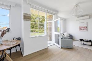 Golden Alma - A Radiant Escape between City & Sand