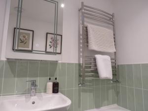 Swallows Nest, farm get away with hot tub