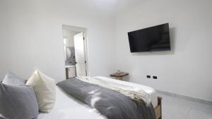 Amazing 2 2 Condo near Beach Top attractions!