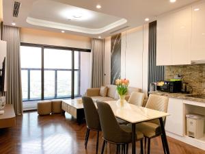 Two bedrooms Apartment in Diamond Crown Hai Phong 2522 - Ubytování bez kategorie ve městě Ðông Khê