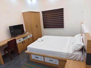 SG Mahal & Rooms