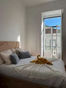 Garden Campo de Ourique Guest House - Hostel - Campolide