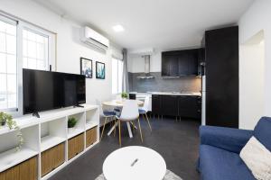 H2M Pasaje Dos Santos SmartTV, Oven, Parking OR