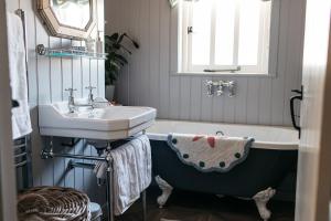 The Bullock Lodge, Rye Foreign