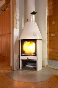 Mökki Jerisjärven rannalla