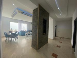 Seaview apartment in prime location