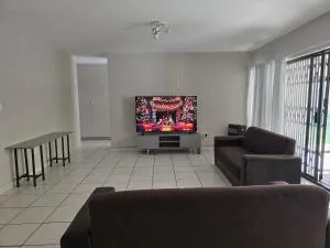 Beach House In St Michaels - 乌旺戈海滩