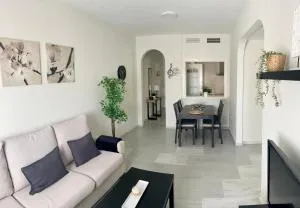Apartamento Liru Bormujos 3, a 5 minutos de Sevilla - Ginés
