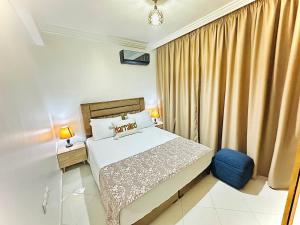 Appart F3 de luxe à Gueliz - 5 min de la gare - Piscine, WiFi, parking au coeur de Marrakech