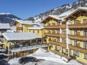 Hotel Oberwirt - nahe an Saalbach und Zell am See - Luftmühle