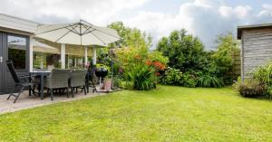 VT wonen stijl vakantiebungalow nabij zee, strand, bos en duinen voor 6 personen