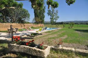 Villas Manade Caillan, Mas Provencal Piscine, Petanque, patio : photos des chambres