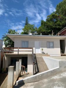 Suíte- Quarto independente com banheiro privativo - Wi-fi grátis