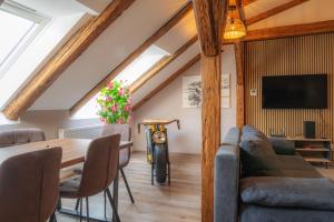 Apatmán Fellini House