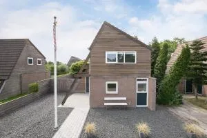 2 Vakantiehuizen 12 personen Friesland - Uitwellingerga