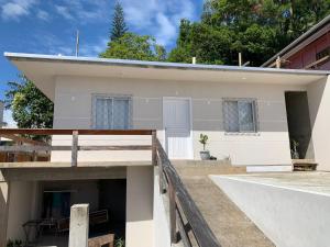 Suíte- Quarto independente com banheiro privativo - Wi-fi grátis