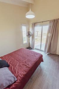 Casa con pileta en barrio Pillahuinco