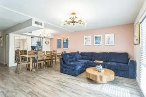 St Augustin FL Condo in Central Location! - Davis Shores